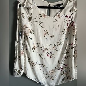 White House Black Market Blouse size 6